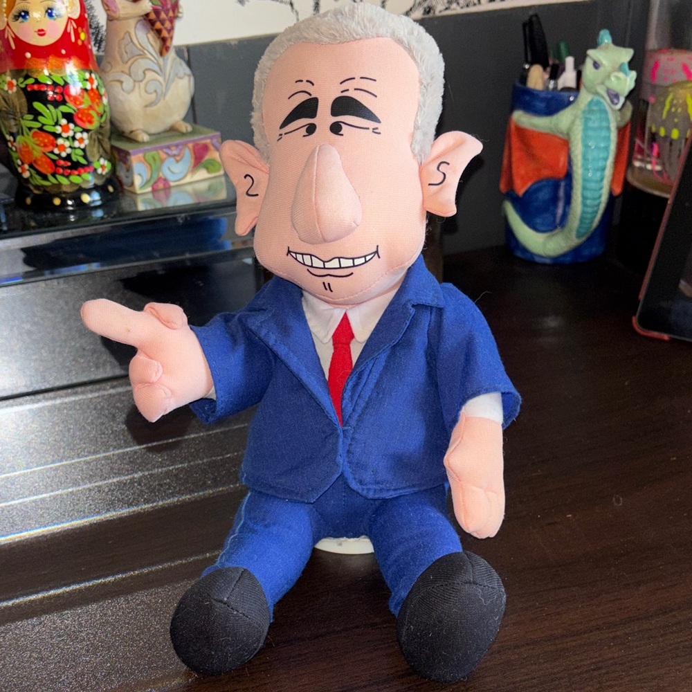Collectible"Pull My Finger" President George W. Bush plush doll, manufactured b